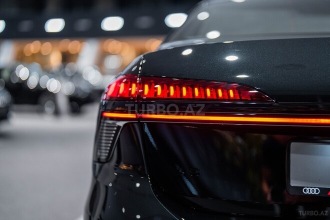 Audi A6-8