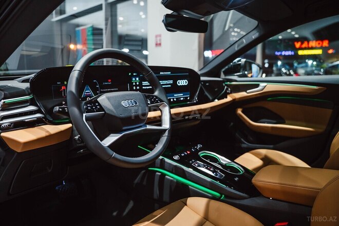 Audi A6-12