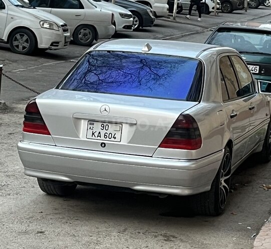 Mercedes C 240 2000, 400,000 km - 2.4 l - Bakı