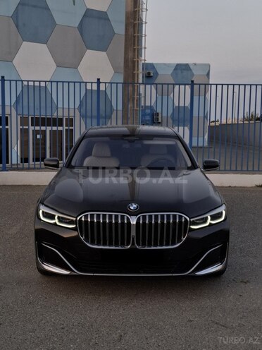 BMW 750-1