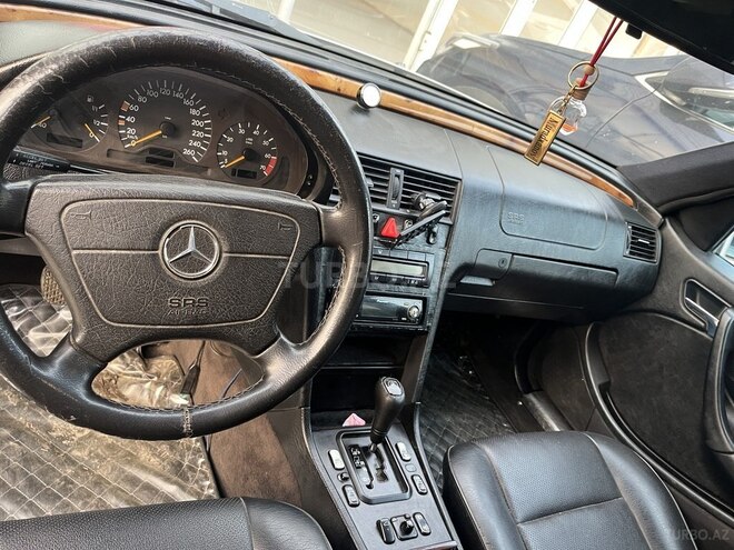 Mercedes C 240 2000, 400,000 km - 2.4 l - Bakı
