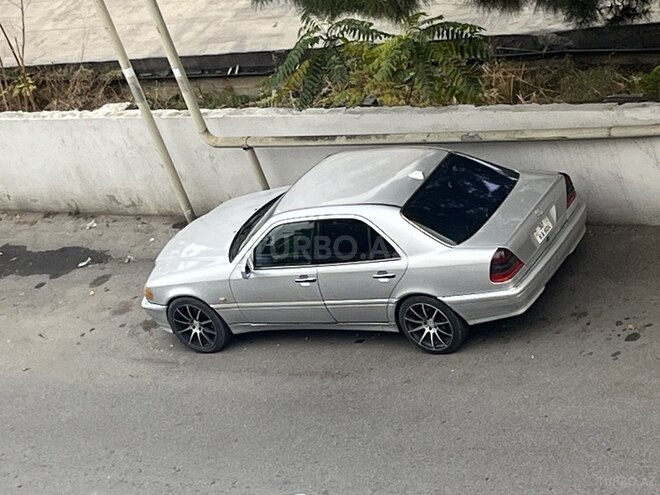 Mercedes C 240 2000, 400,000 km - 2.4 l - Bakı