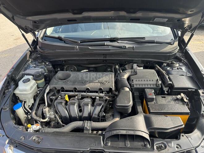 Hyundai Sonata 2010, 242,000 km - 2.0 л - Bakı