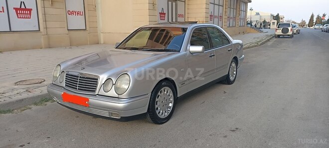 Mercedes E 240 1998, 352,323 km - 2.4 l - Bakı