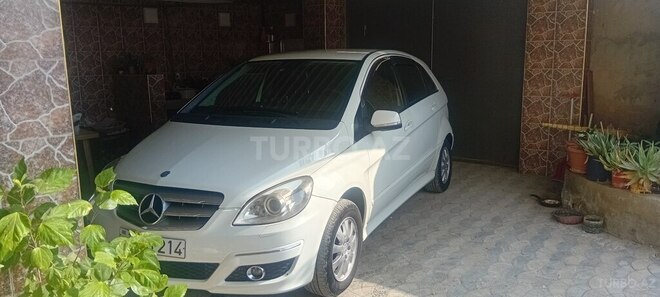 Mercedes B 170 2008, 270,000 km - 1.7 л - Bakı