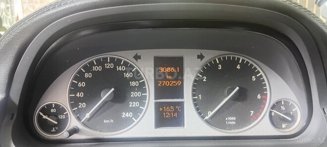 Mercedes B 170 2008, 270,000 km - 1.7 л - Bakı