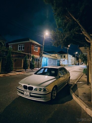 BMW 525 2002, 187,000 km - 2.5 l - Sumqayıt