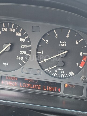 BMW 525 2002, 187,000 km - 2.5 l - Sumqayıt