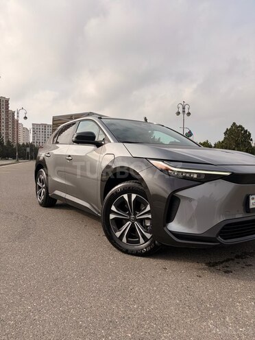 Toyota bZ4X 2023, 30,000 km - 0.0 l - Bakı