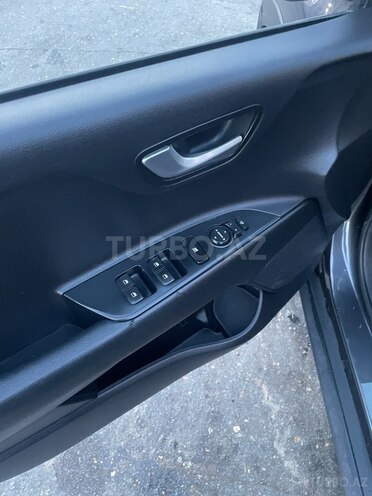 Kia Stonic 2018, 33,000 km - 1.4 l - Bakı