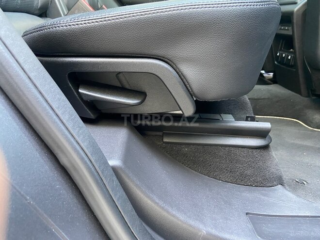 Land Rover Discovery Sport 2015, 230,000 km - 2.0 l - Bakı
