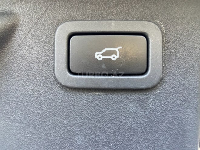 Land Rover Discovery Sport 2015, 230,000 km - 2.0 l - Bakı