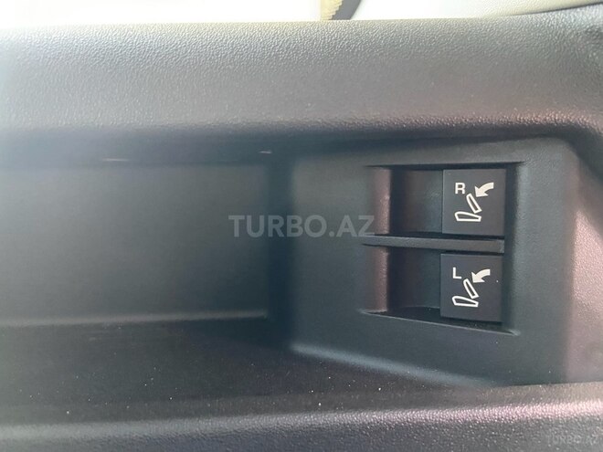 Land Rover Discovery Sport 2015, 230,000 km - 2.0 l - Bakı