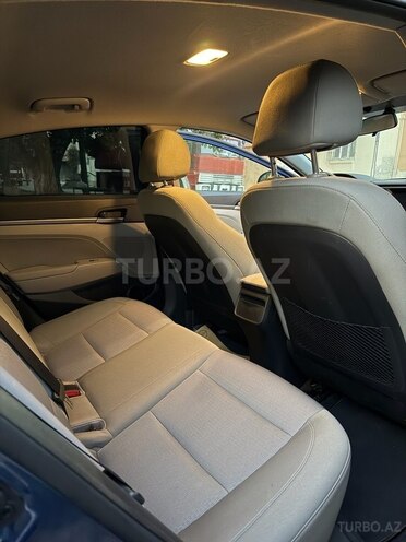 Hyundai Elantra 2017, 94,000 km - 2.0 l - Bakı