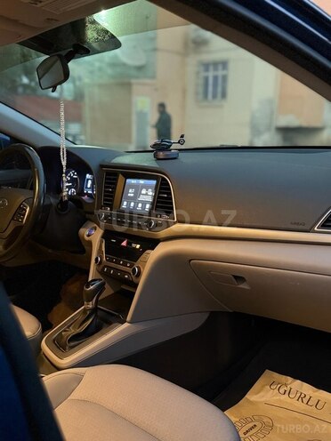 Hyundai Elantra 2017, 94,000 km - 2.0 l - Bakı