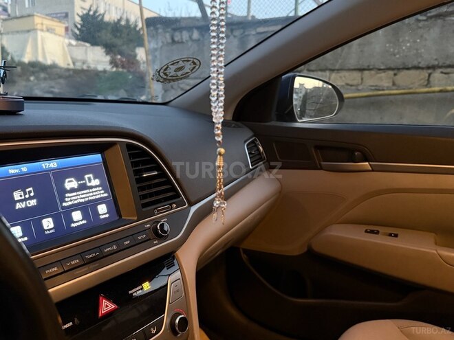 Hyundai Elantra 2017, 94,000 km - 2.0 l - Bakı