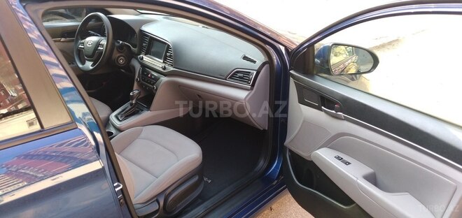 Hyundai Elantra 2018, 71,300 km - 2.0 л - Sumqayıt