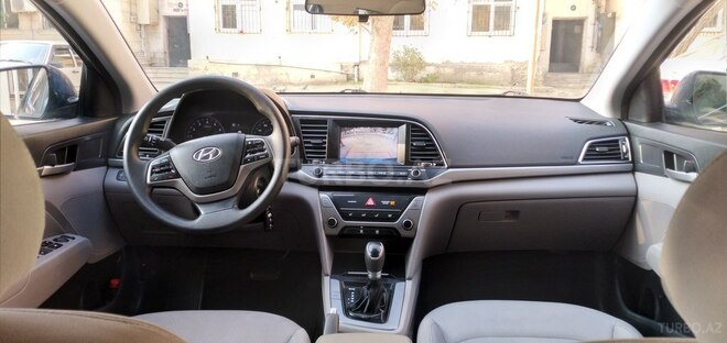 Hyundai Elantra 2018, 71,300 km - 2.0 л - Sumqayıt