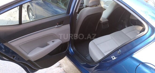 Hyundai Elantra 2018, 71,300 km - 2.0 л - Sumqayıt