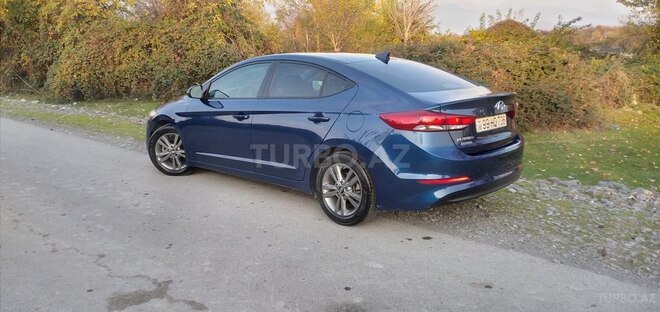 Hyundai Elantra 2018, 71,300 km - 2.0 л - Sumqayıt