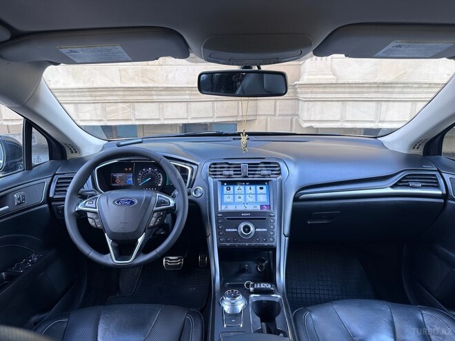 Ford Fusion (North America) 2017, 140,000 km - 2.0 л - Bakı