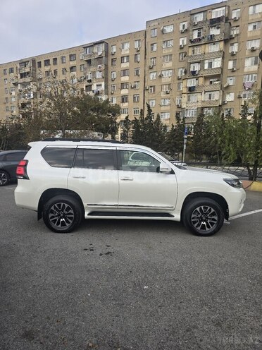 Toyota Land Cruiser Prado 2010, 242,900 km - 2.7 л - Bakı