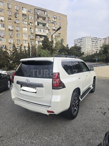 Toyota Land Cruiser Prado 2010, 242,900 km - 2.7 л - Bakı