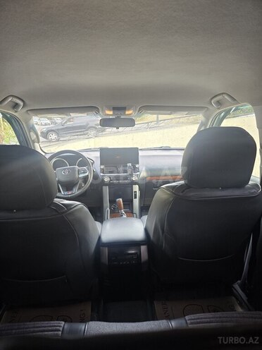 Toyota Land Cruiser Prado 2010, 242,900 km - 2.7 л - Bakı
