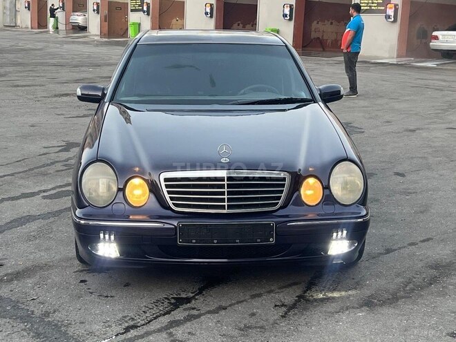 Mercedes E 240 1999, 327,000 km - 2.4 l - Bakı
