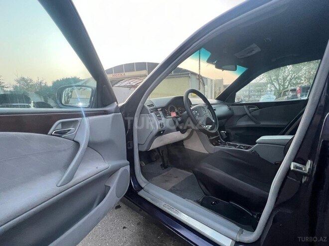 Mercedes E 240 1999, 327,000 km - 2.4 l - Bakı