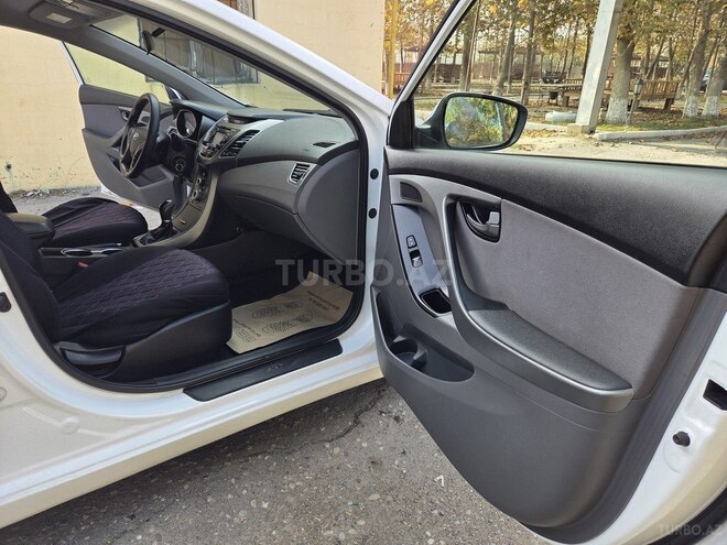 Hyundai Elantra 2014, 63,500 km - 1.8 l - Sumqayıt