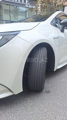 Toyota Corolla 2019, 68,500 km - 1.8 л - Bakı