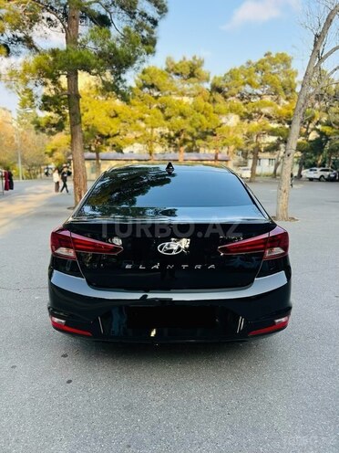 Hyundai Elantra 2019, 87,100 km - 2.0 l - Bakı