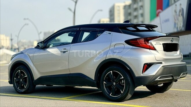 Toyota C-HR 2022, 33,300 km - 2.0 l - Bakı