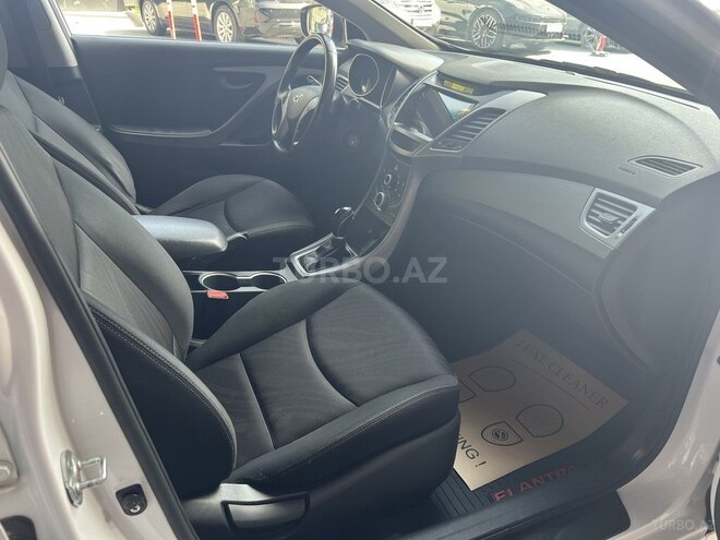 Hyundai Elantra 2015, 205,000 km - 1.6 l - Bakı
