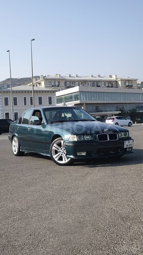 BMW 318 1993, 296,000 km - 1.8 l - Bakı
