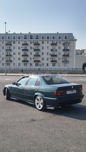 BMW 318 1993, 296,000 km - 1.8 l - Bakı