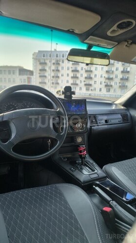 BMW 318 1993, 296,000 km - 1.8 l - Bakı
