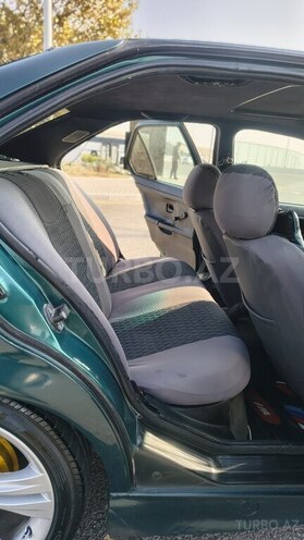 BMW 318 1993, 296,000 km - 1.8 l - Bakı