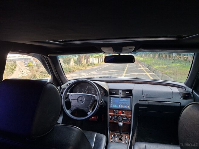 Mercedes C 230 1999, 299,758 km - 2.3 л - Lənkəran