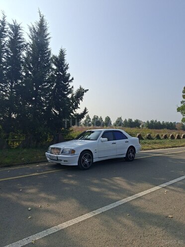 Mercedes C 230 1999, 299,758 km - 2.3 л - Lənkəran