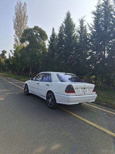 Mercedes C 230 1999, 299,758 km - 2.3 л - Lənkəran