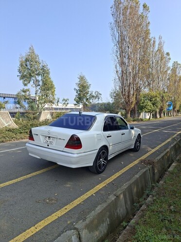 Mercedes C 230 1999, 299,758 km - 2.3 л - Lənkəran