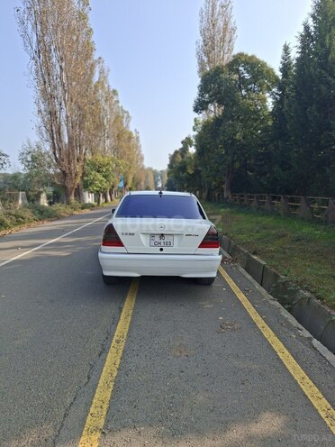 Mercedes C 230 1999, 299,758 km - 2.3 л - Lənkəran