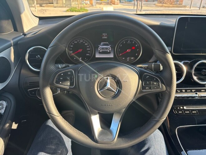 Mercedes GLC 250 4MATIC 2018, 25,000 km - 2.0 l - Bakı