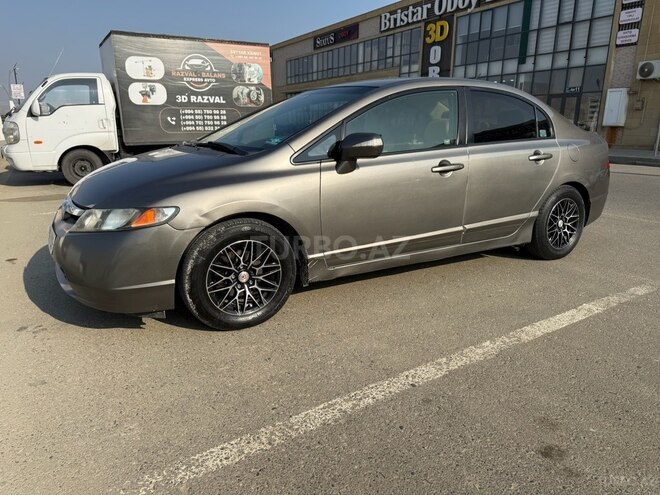 Honda Civic 2006, 391,000 km - 1.3 l - Bakı