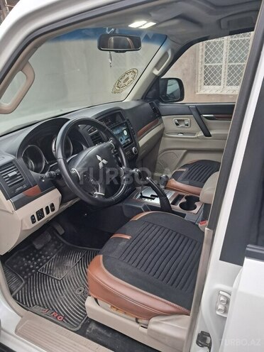 Mitsubishi Pajero 2007, 347,000 km - 3.0 л - Gəncə