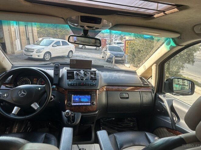 Mercedes Viano 2010, 200,000 km - 2.1 л - Bakı