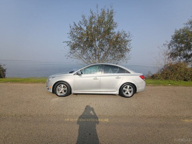 Chevrolet Cruze 2011, 287,190 km - 1.4 л - Lənkəran