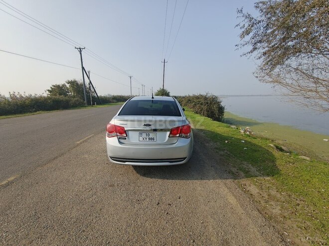 Chevrolet Cruze 2011, 287,190 km - 1.4 л - Lənkəran